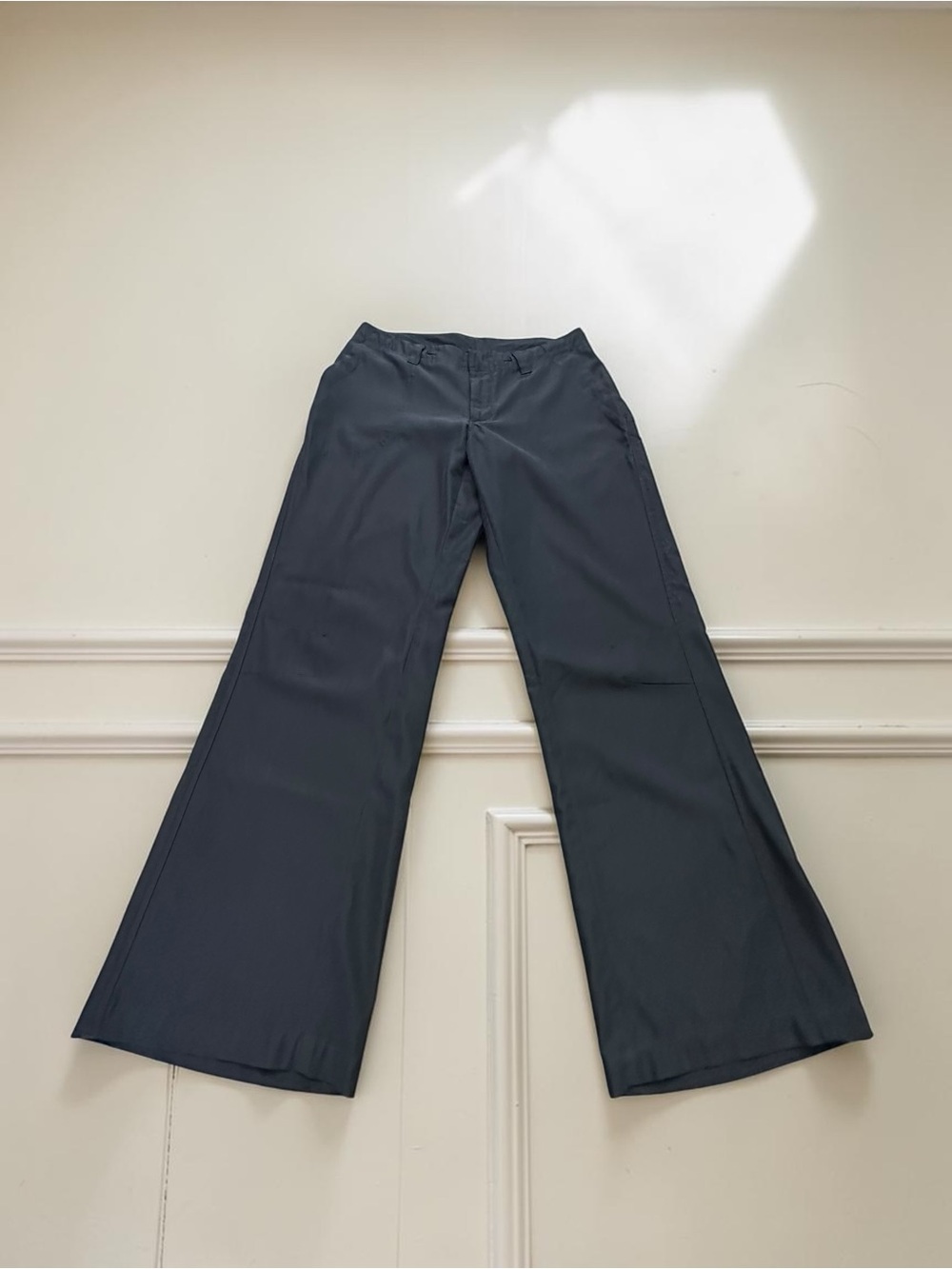 Patagonia Casual Hiking Pants. Relaxed Leg.
Black. Size: 6